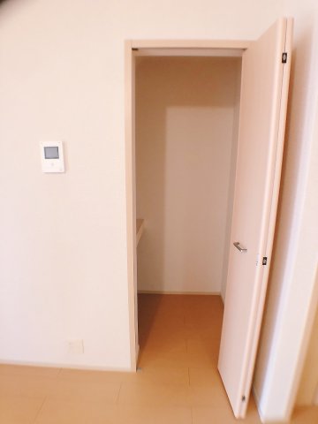 収納　たくさん収納出来てお部屋もスッキリ、クローゼット2ヵ所♪