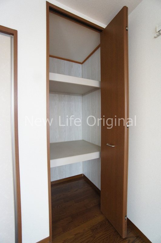 収納　仕切りがあり、整理整頓がしやすく、物が探しやすくなります。