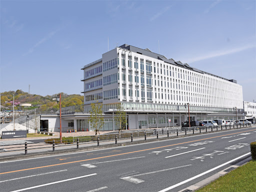 役所　柏原市役所（役所）まで893m