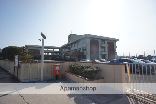 小学校　斑鳩東小学校（小学校）まで631m