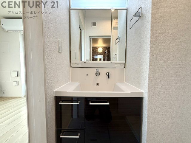 洗面設備　洗面所内に洗濯機置き場あり☆