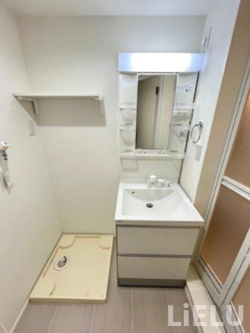 洗面設備　203号室の写真になります※現況優先