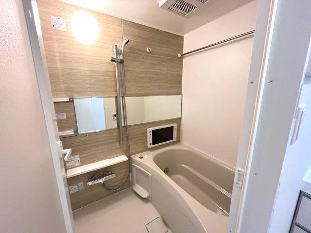 バス・シャワールーム　(参考)同マンション同間取り他部屋の写真