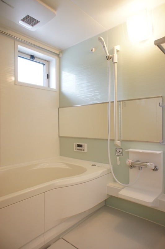 バス・シャワールーム　図面と現状が相違がある場合には現状を優先