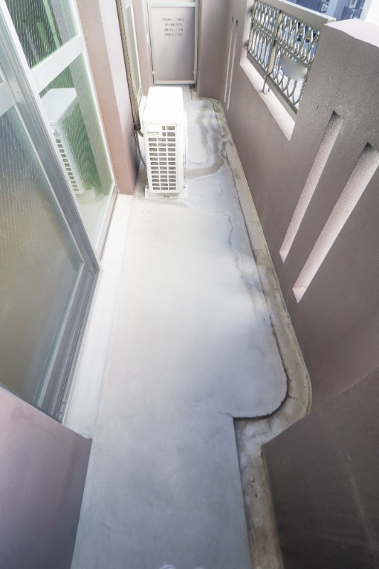 バルコニー　図面と現状が相違がある場合には現状を優先