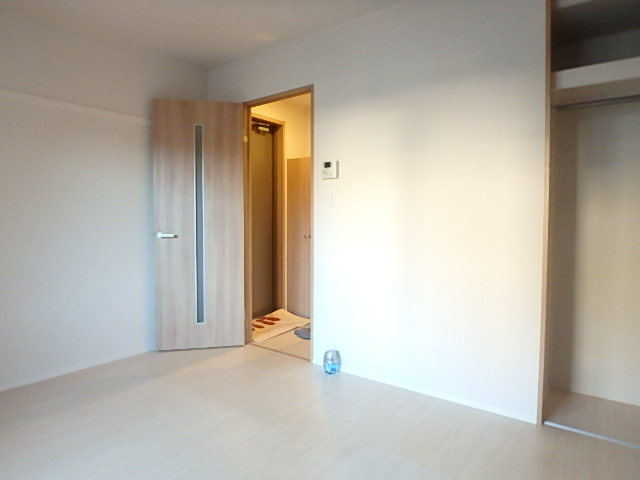 その他部屋・スペース　６．４帖洋室クローゼット有り