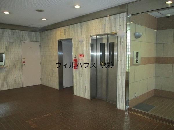 エントランス　エレベーターあり！