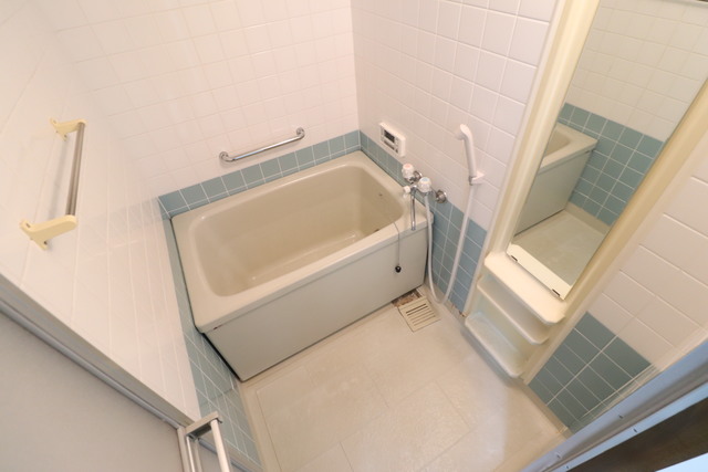 バス・シャワールーム　お風呂