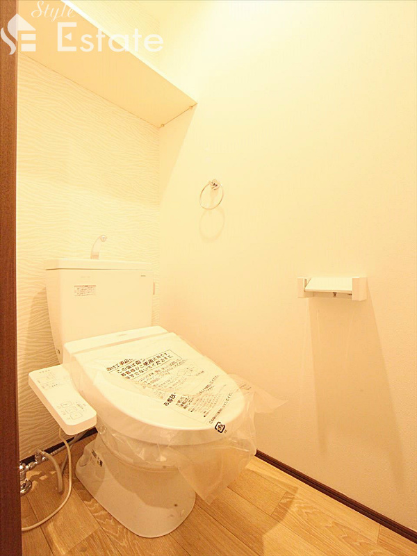 トイレ　トイレ　ウォシュレット付　類似物件写真