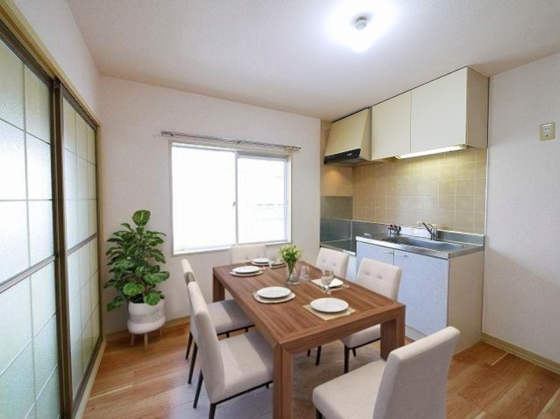 居室・リビング　CGで家具等を配置したもので家具等は含まれません