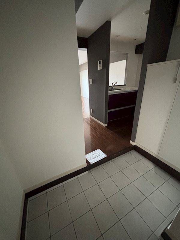 玄関　※参考写真