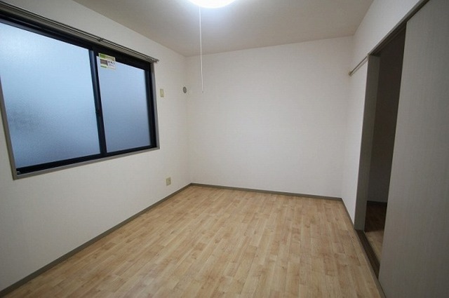 居室・リビング　居室