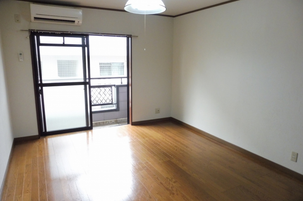 居室・リビング　リビング