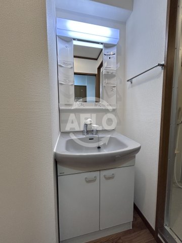 洗面設備　ノルデンハイム新大阪II　洗面台