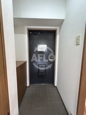 玄関　ノルデンハイム新大阪II　玄関