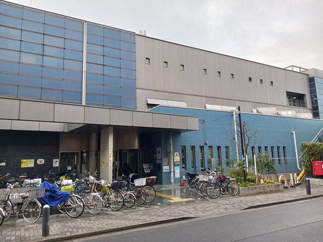 その他　足立区立花畑図書館まで735m