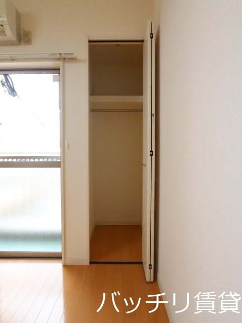 収納　同型タイプの為、現状を優先致します。