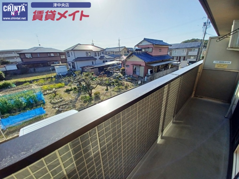 バルコニー　同物件別部屋のお写真です。