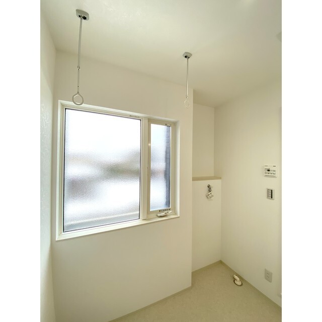 バルコニー　室内物干し