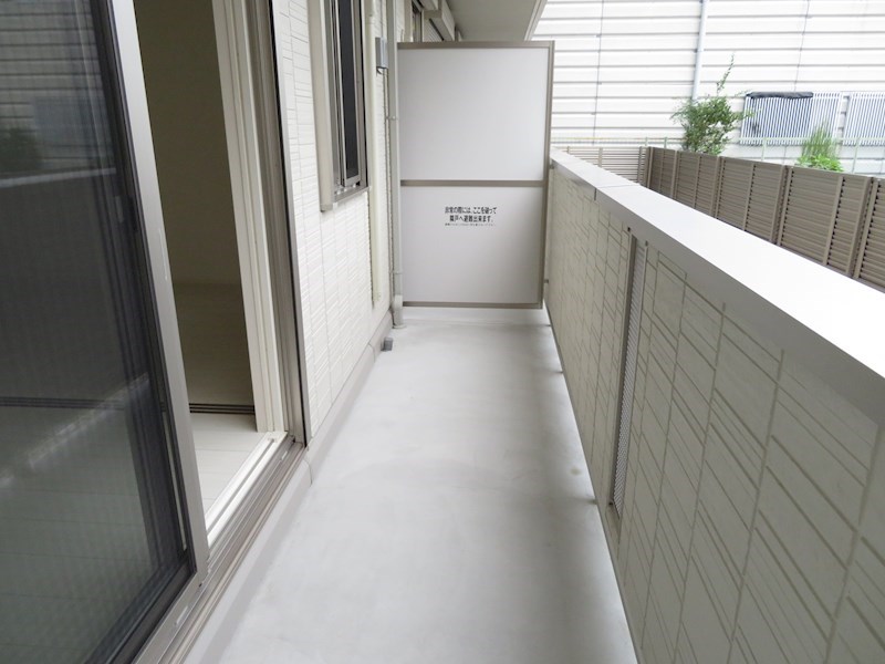 バルコニー　同物件別部屋