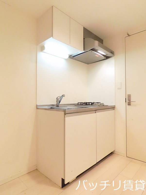 キッチン　同型タイプの為、現状を優先致します。