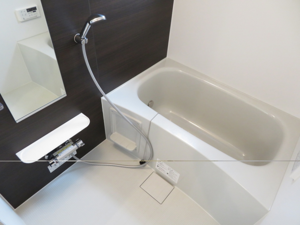 バス・シャワールーム　浴室