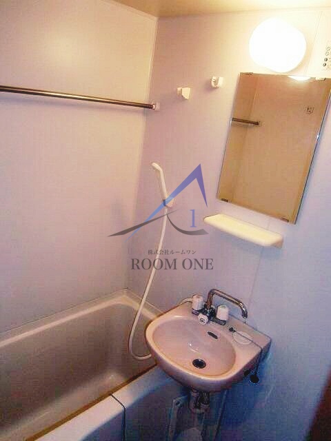 バス・シャワールーム　お風呂です。