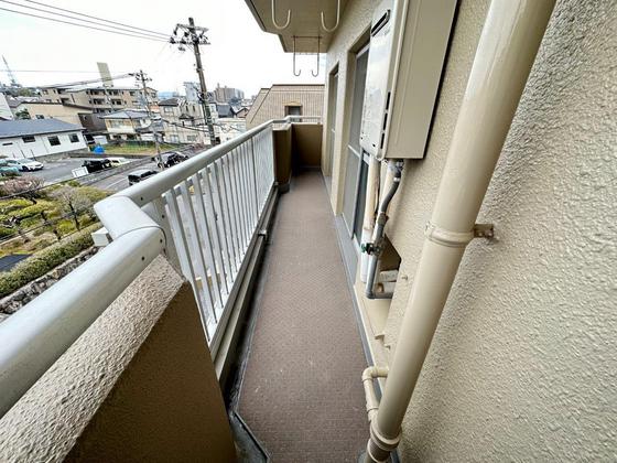 バルコニー　※別部屋の写真です