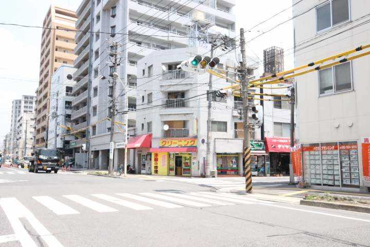 その他　クリーニング店（その他）まで534m