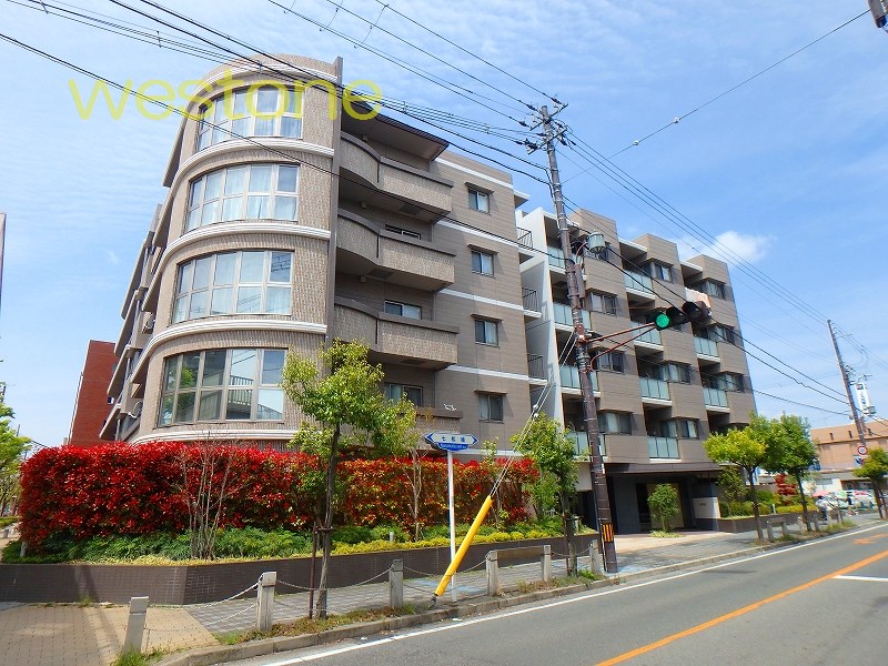 建物外観　鉄筋コンクリート造