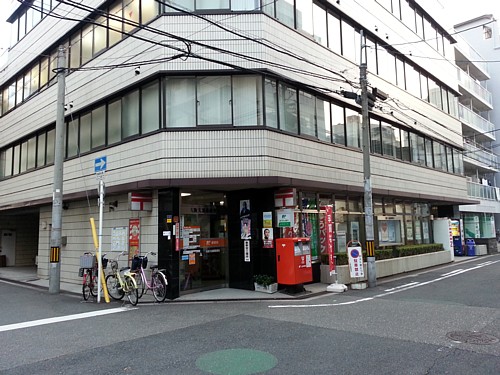 郵便局　大阪天満橋郵便局（郵便局）まで584m