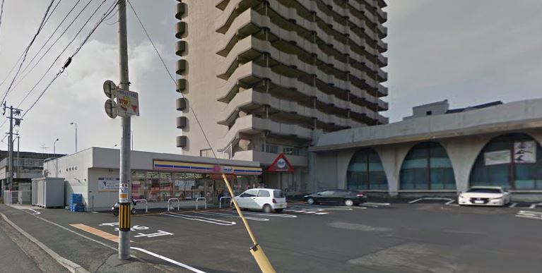 コンビニ　ミニストップ 八幡八千代店（コンビニ）まで606m