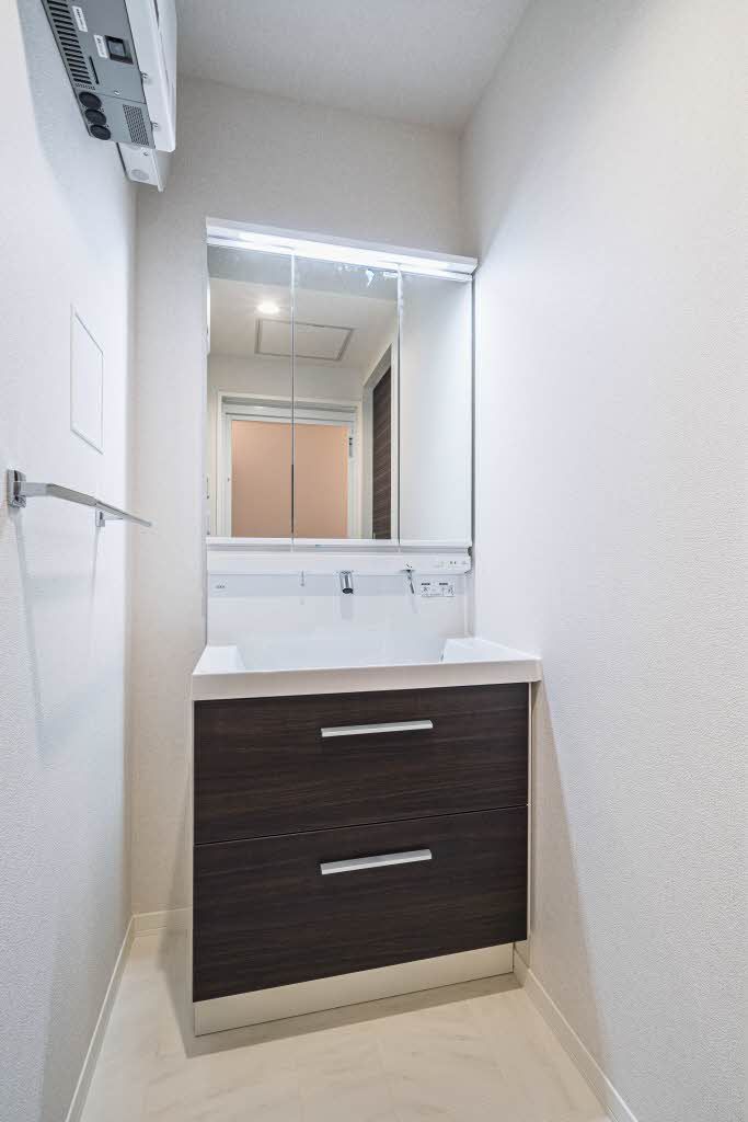 洗面設備　洗面化粧台