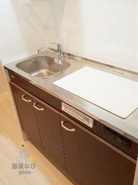 キッチン　※他号室写真です