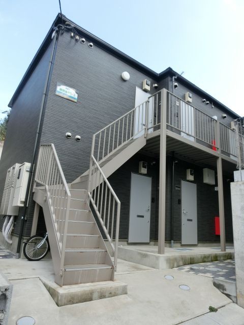 エントランス　玄関へのアプローチ