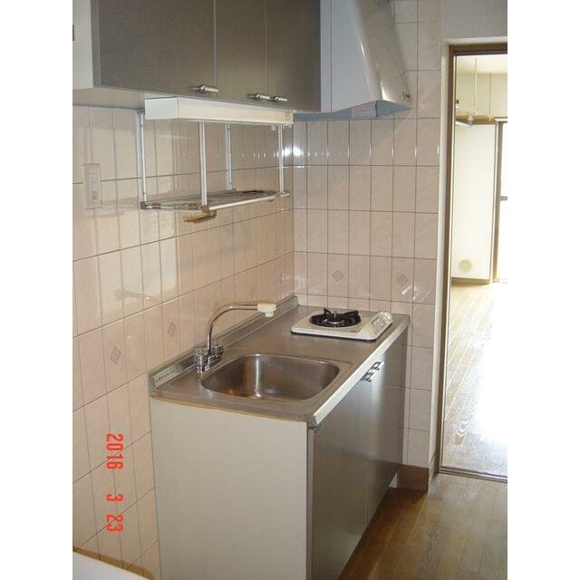 キッチン　※参考写真（２０６号室）