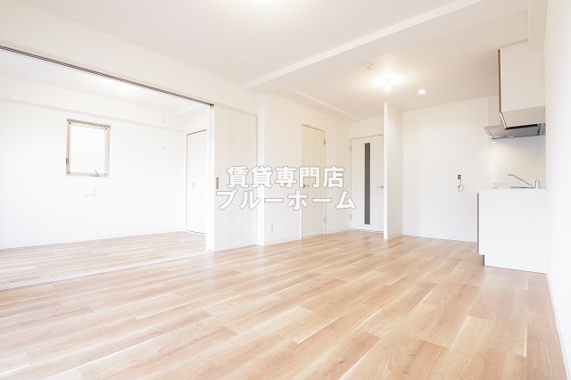 居室・リビング　12.9帖の広々としたリビング！