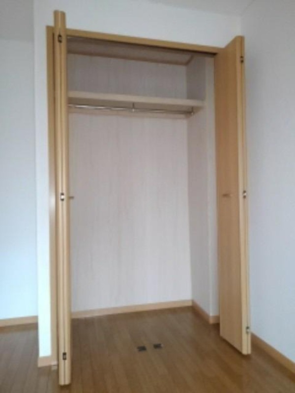 収納　図面と現状に相違がある場合には現状を優先