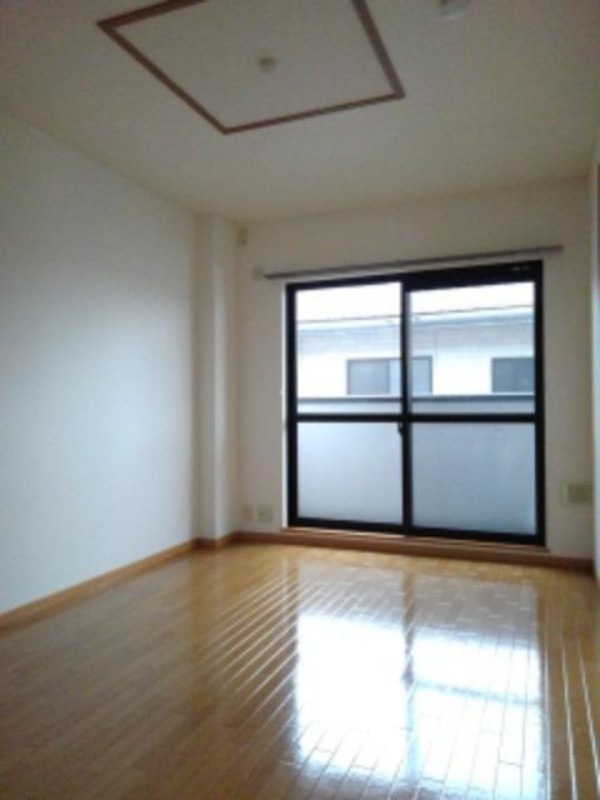 居室・リビング　図面と現状に相違がある場合には現状を優先