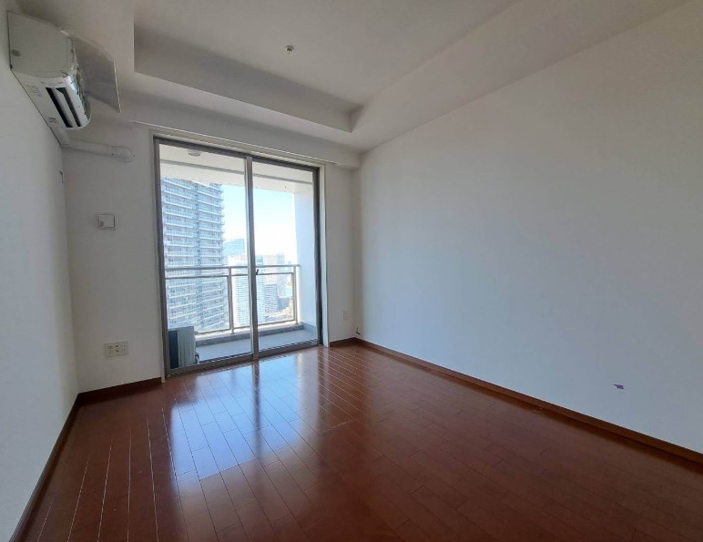 居室・リビング　※別部屋の参考写真です。