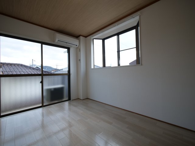 居室・リビング　※写真は別の部屋のものです。