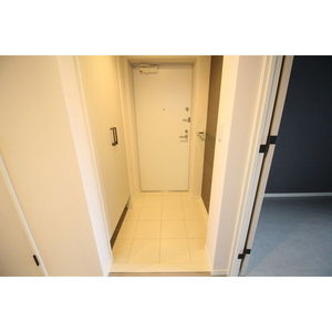 玄関　201号室内装写真※無断転載はご遠慮ください※