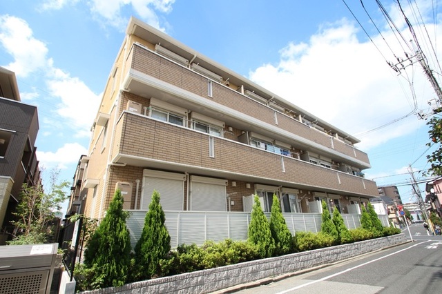 建物外観　南向きで日当たり良好