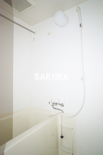 バス・シャワールーム　日々の疲れを癒すお風呂です♪