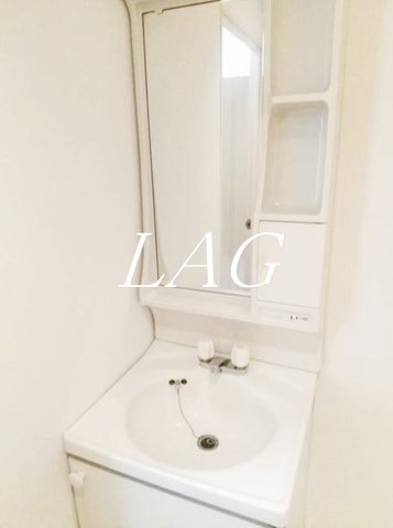 洗面設備　洗面台です。