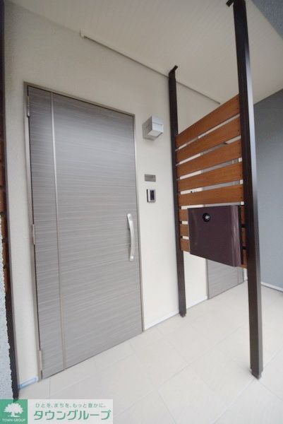 エントランス　エントランス