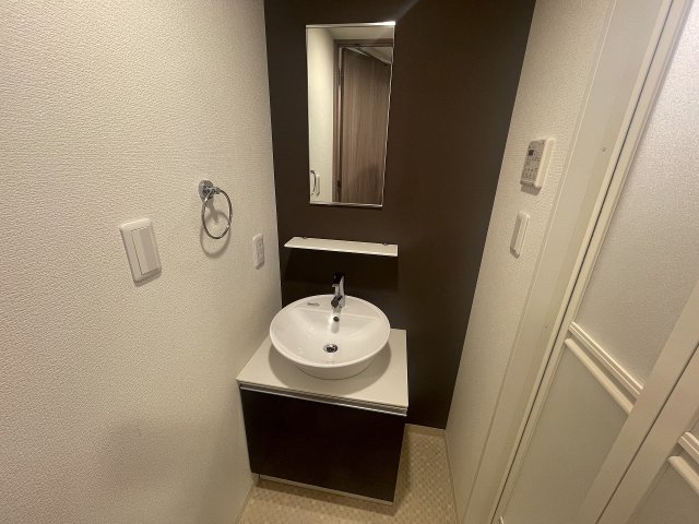 洗面設備　使いやすい洗面所です