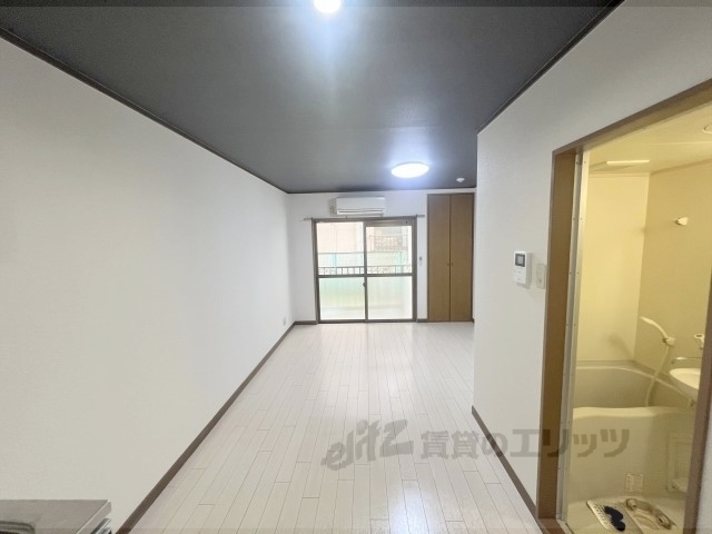 居室・リビング　居室