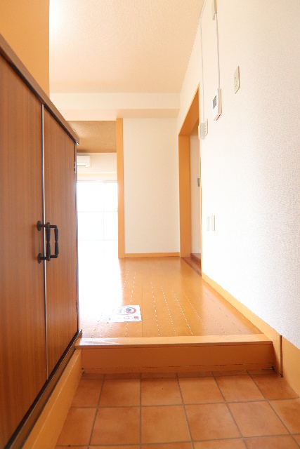 玄関　別室の参考写真です。※現況優先