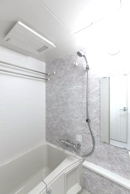 バス・シャワールーム　風呂